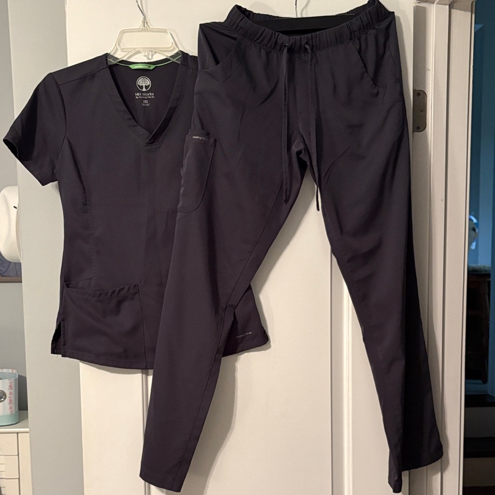 HH Works scrub set